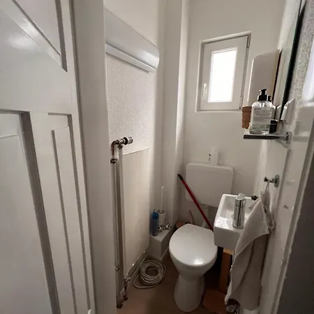 Homestay Ferienzimmer Schluter Neulussheim